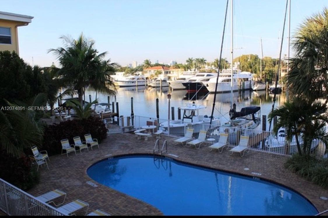 815 Middle River Dr # 304, Fort Lauderdale, FL 33304 photo 9