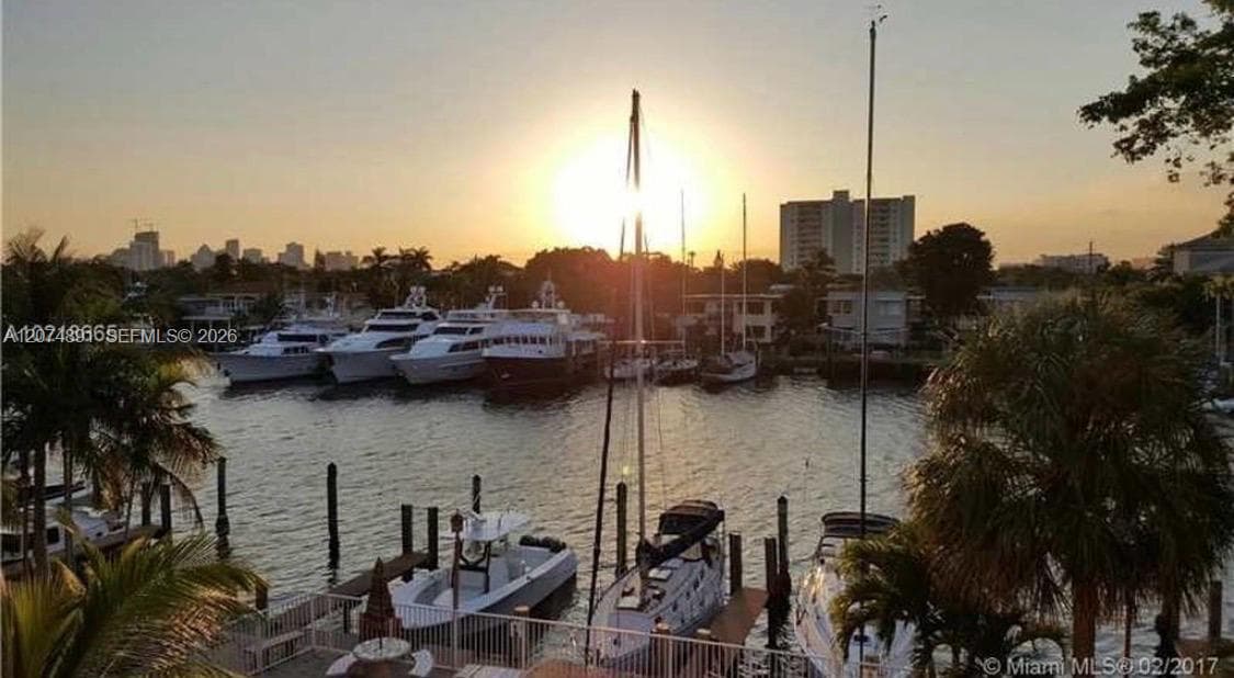 815 Middle River Dr # 304, Fort Lauderdale, FL 33304 photo 11
