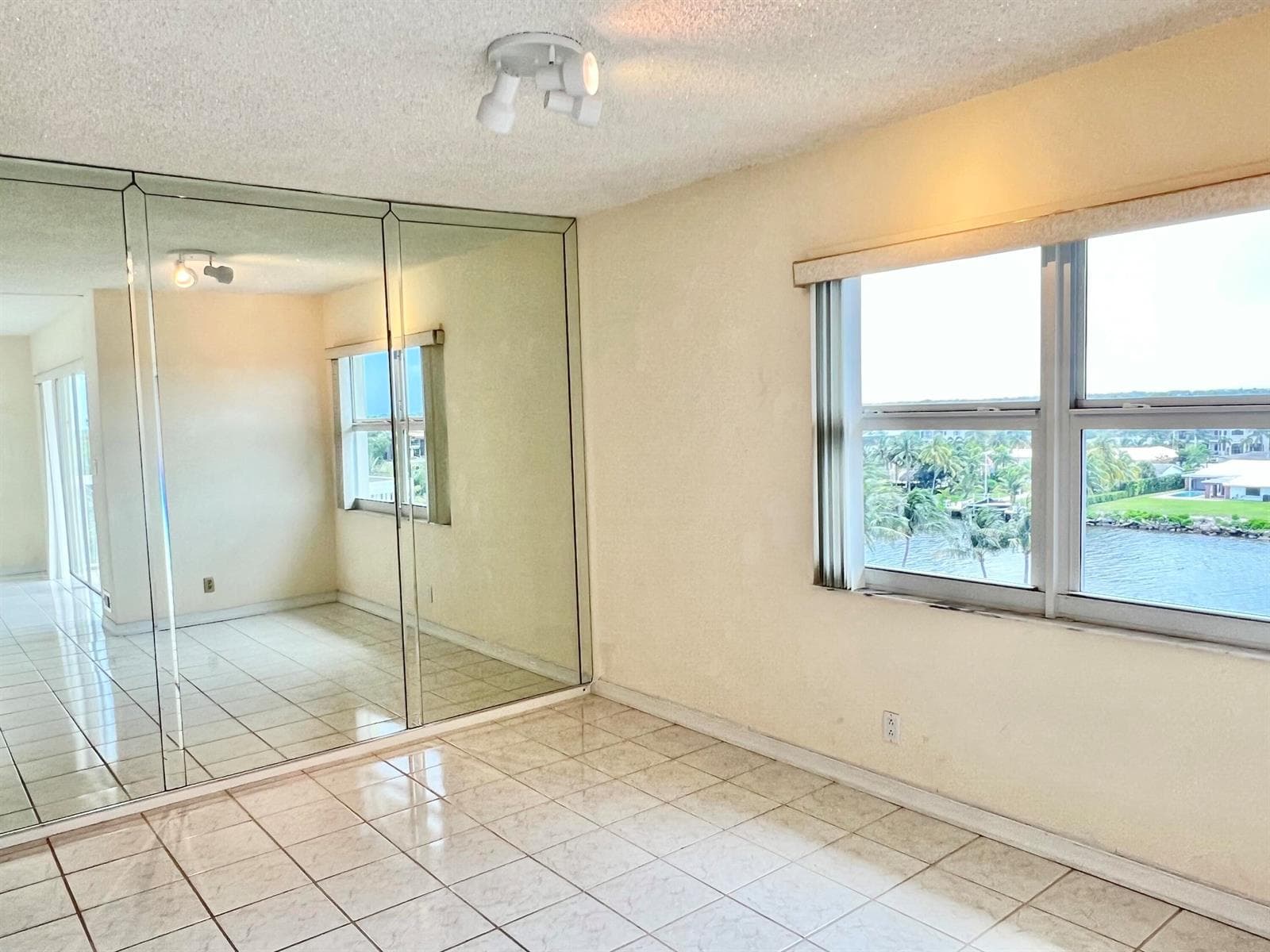 1069 Hillsboro Mile # 606, Hillsboro Beach, FL 33062 photo 7