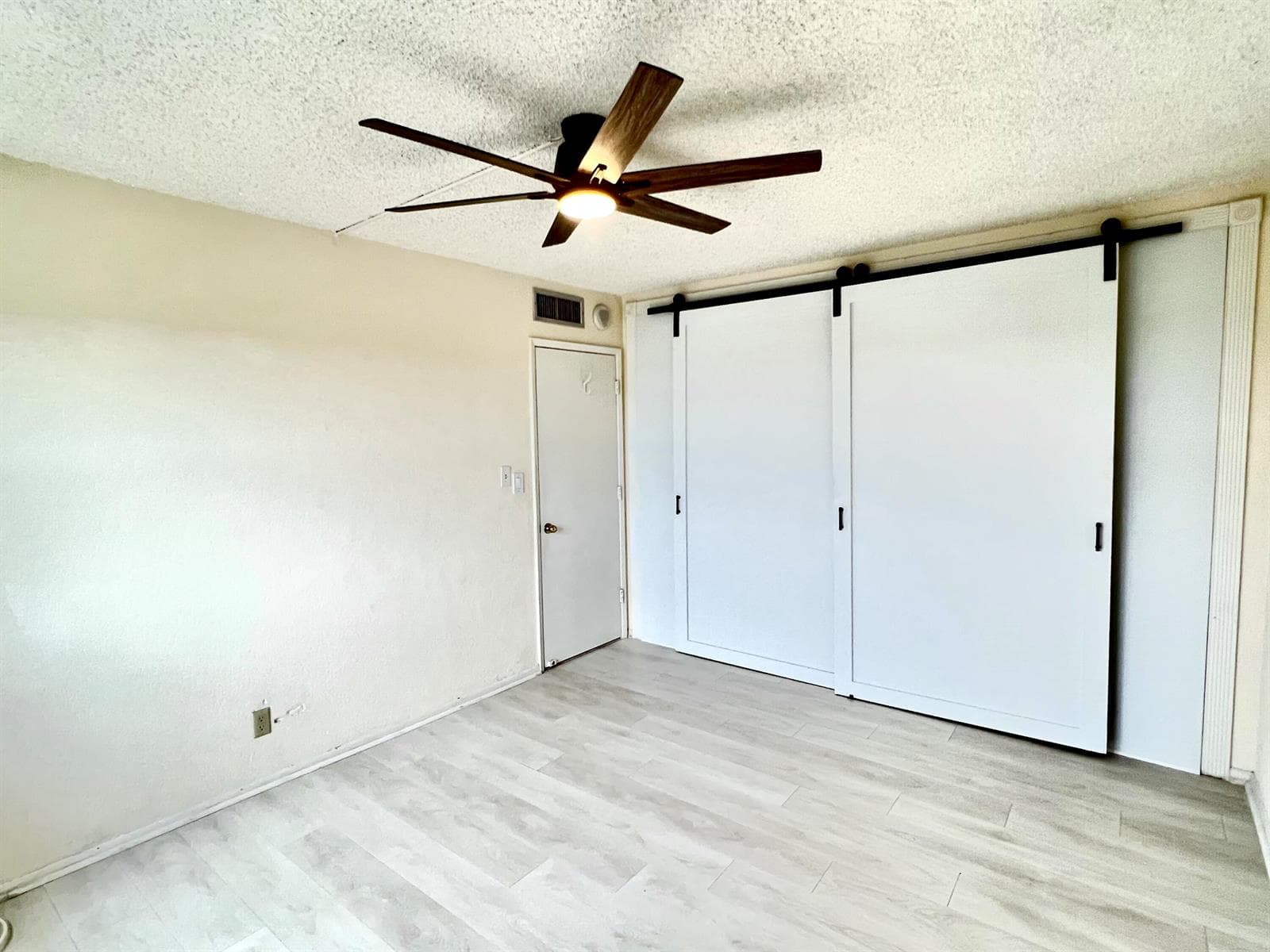 1069 Hillsboro Mile # 606, Hillsboro Beach, FL 33062 photo 8
