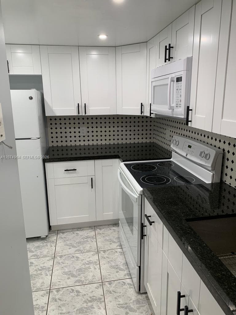 1990 Marseille Dr # 206, Miami Beach, FL 33141 photo 10