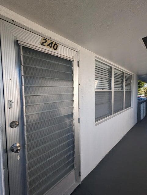 240 SHEFFIELD J, West Palm Beach, FL 33417 photo 10
