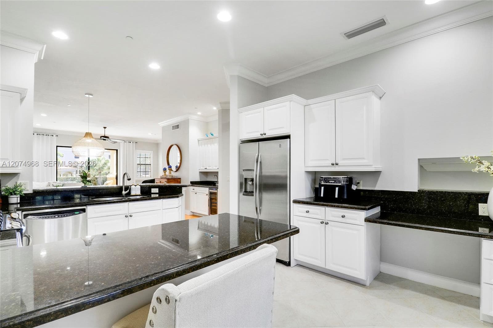 703 Del Sol Cir # 703, Tequesta, FL 33469 photo 11