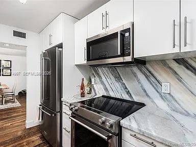 2625 Collins Ave # 212, Miami Beach, FL 33140 photo 6