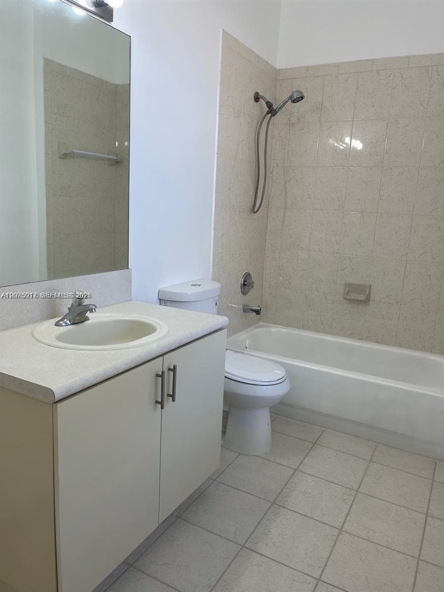 2315 NE 37th Rd, Homestead, FL 33033 photo 9