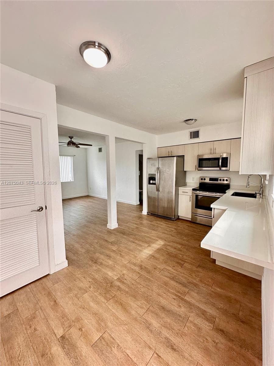 1440 SW 42nd St # 2, Miami, FL 33134 photo 12