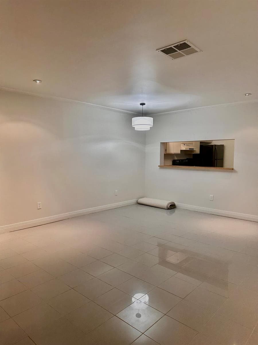 11605 NW 11TH Street, Pembroke Pines, FL 33026 photo 2