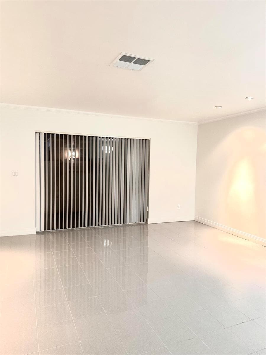 11605 NW 11TH Street, Pembroke Pines, FL 33026