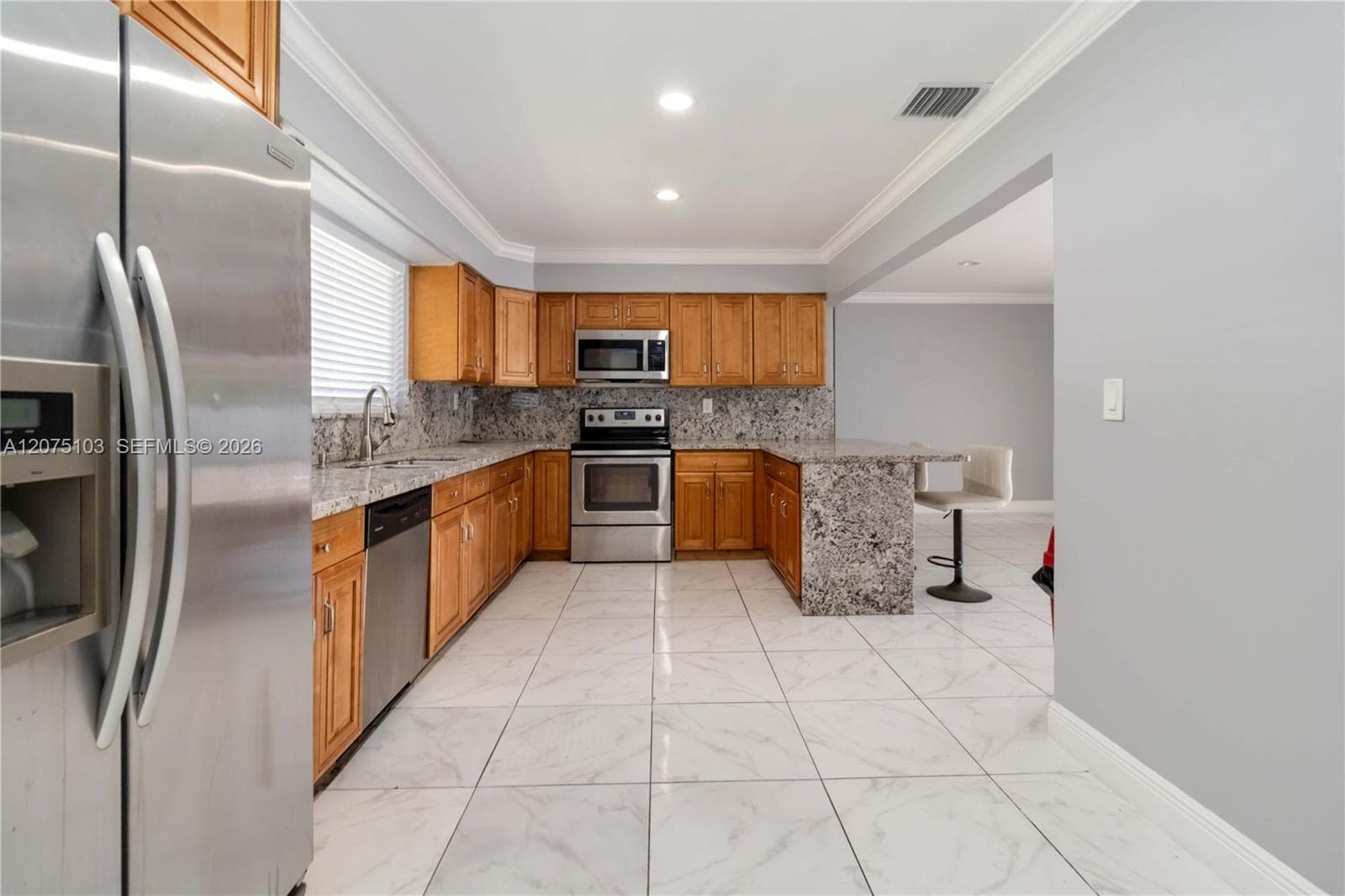 913 SW 49th Ave, Plantation, FL 33317 photo 12