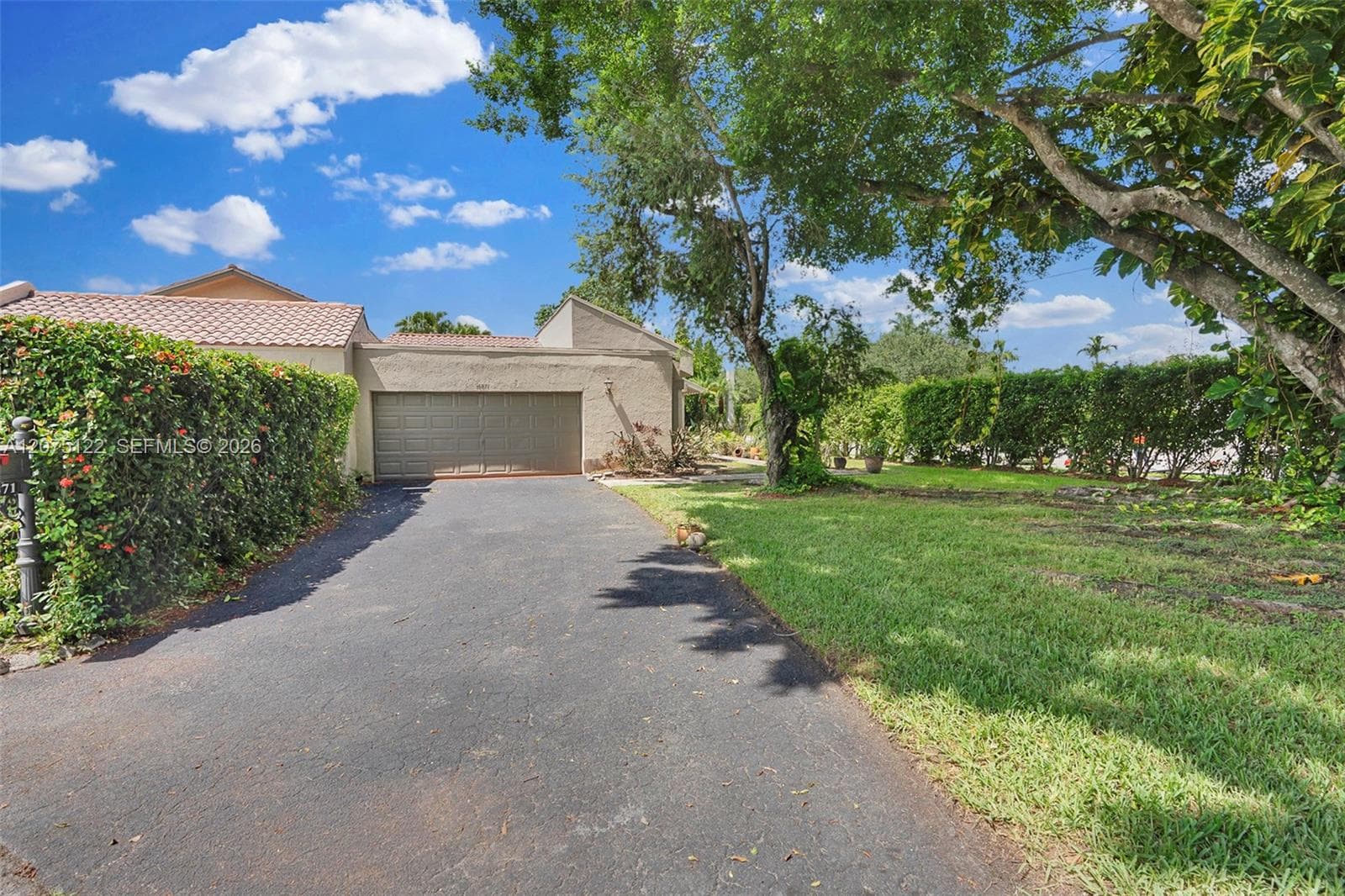 16871 Patio Village Ct, Weston, FL 33326 photo 2