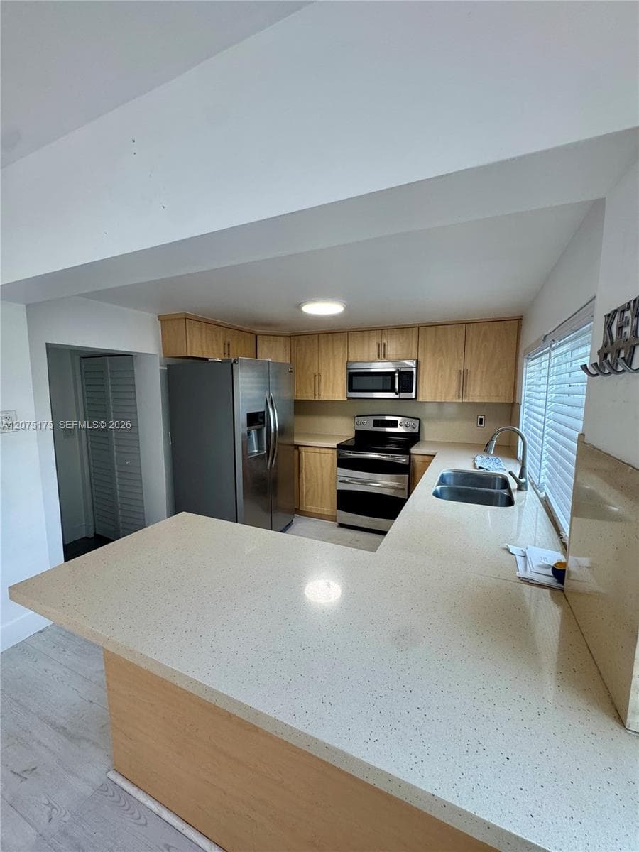 100 SW 51st Ct, Miami, FL 33134 photo 9