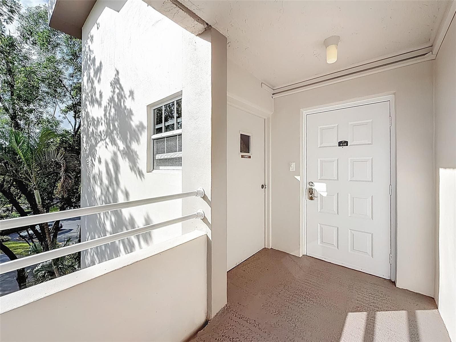 545 Oaks Lane # 410, Pompano Beach, FL 33069 photo 6