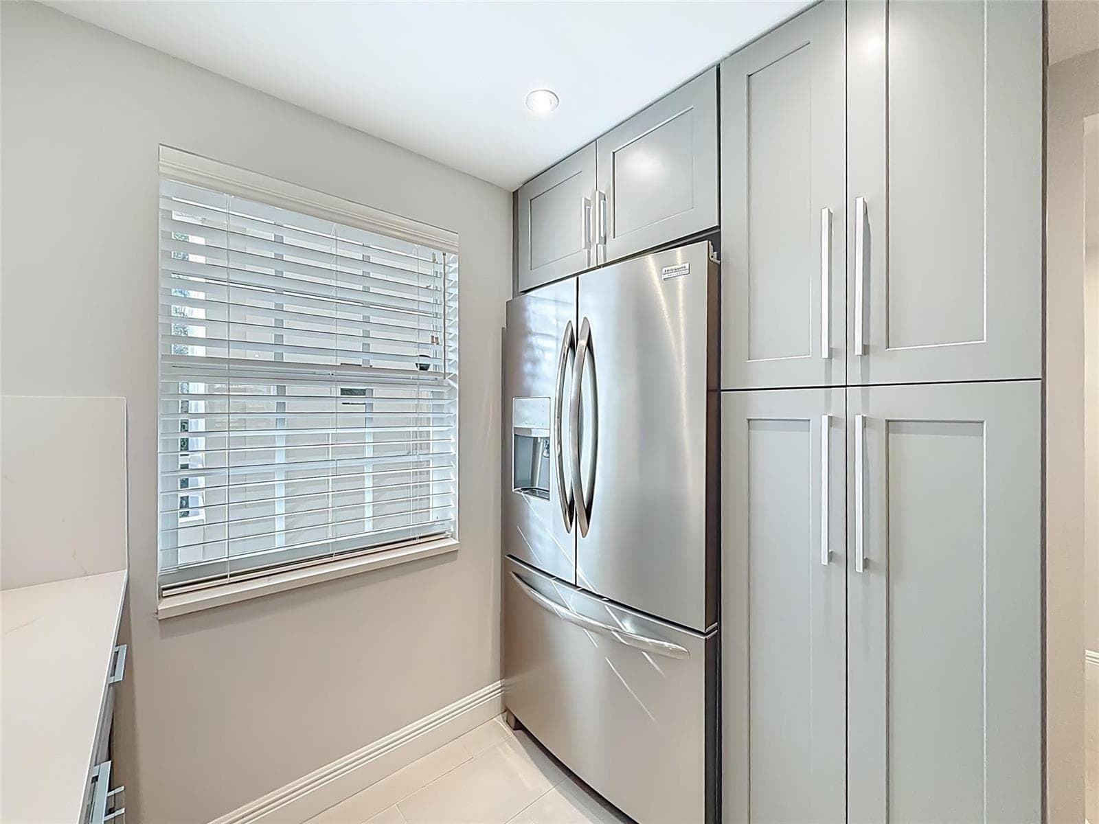 545 Oaks Lane # 410, Pompano Beach, FL 33069 photo 11