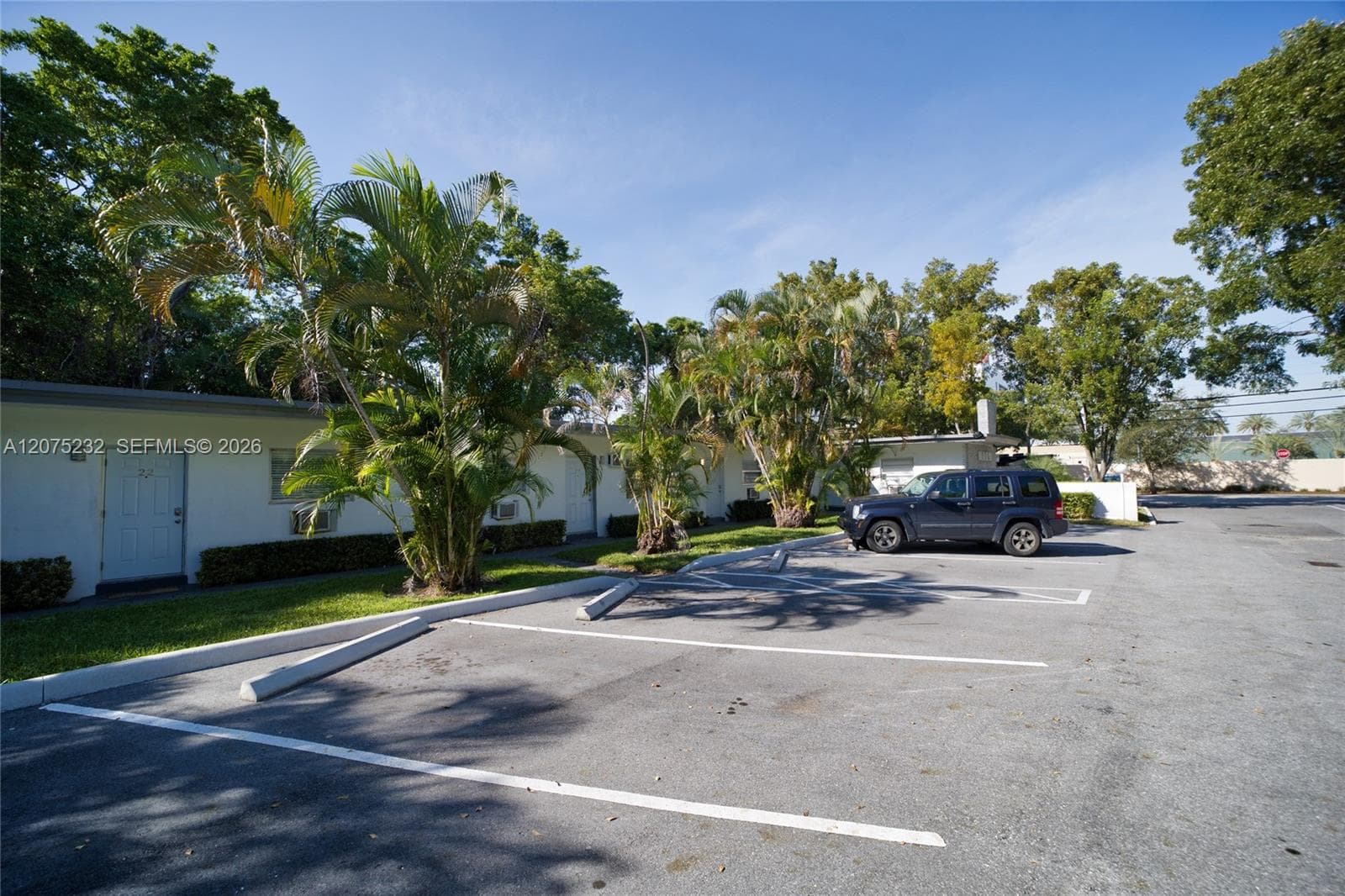 770 NE 123rd St # 20, North Miami, FL 33161 photo 9