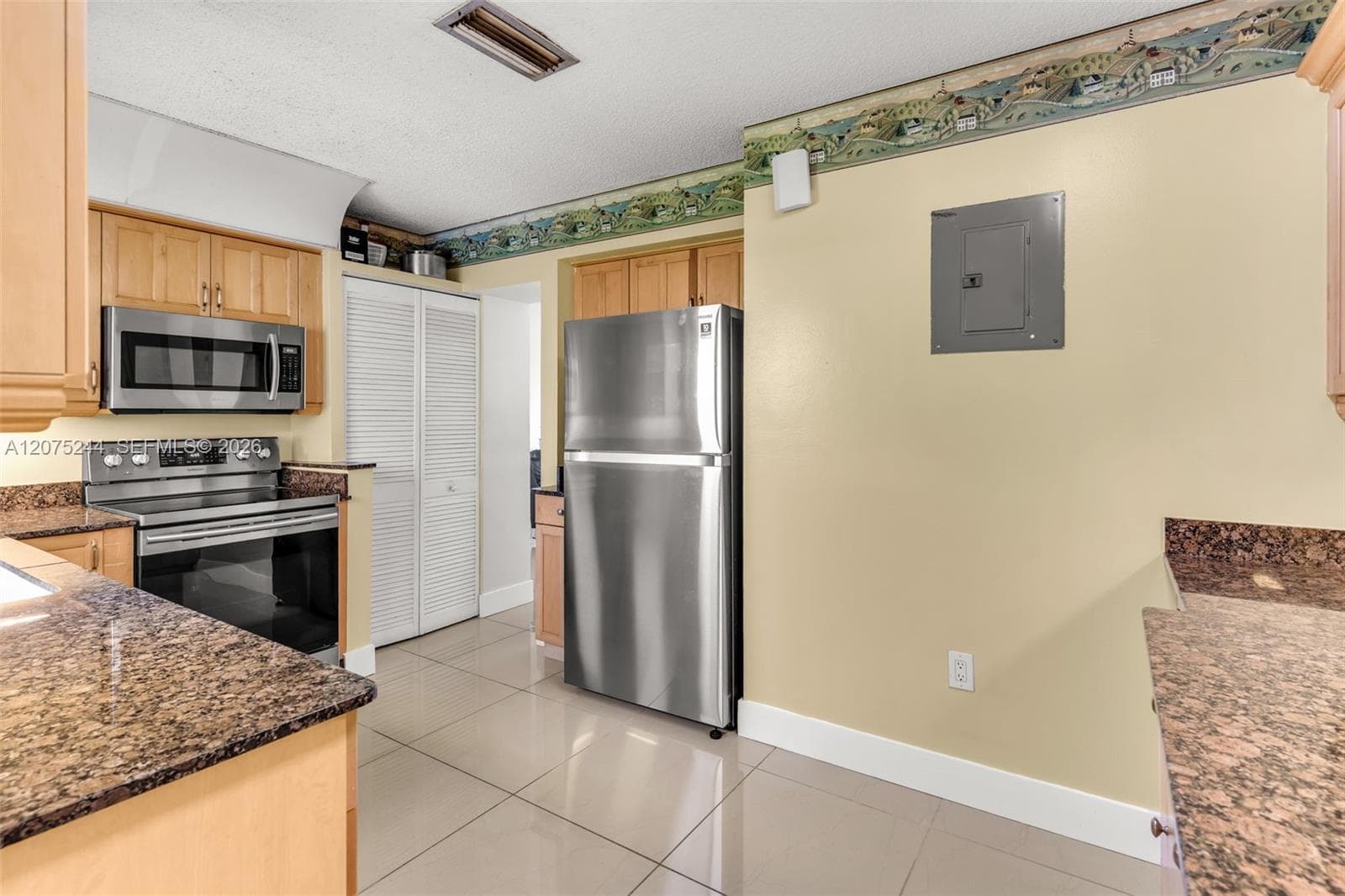 11740 NW 39th Pl, Sunrise, FL 33323 photo 8