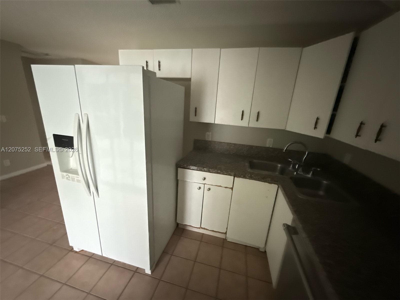 8220 SW 6th St, North Lauderdale, FL 33068 photo 4