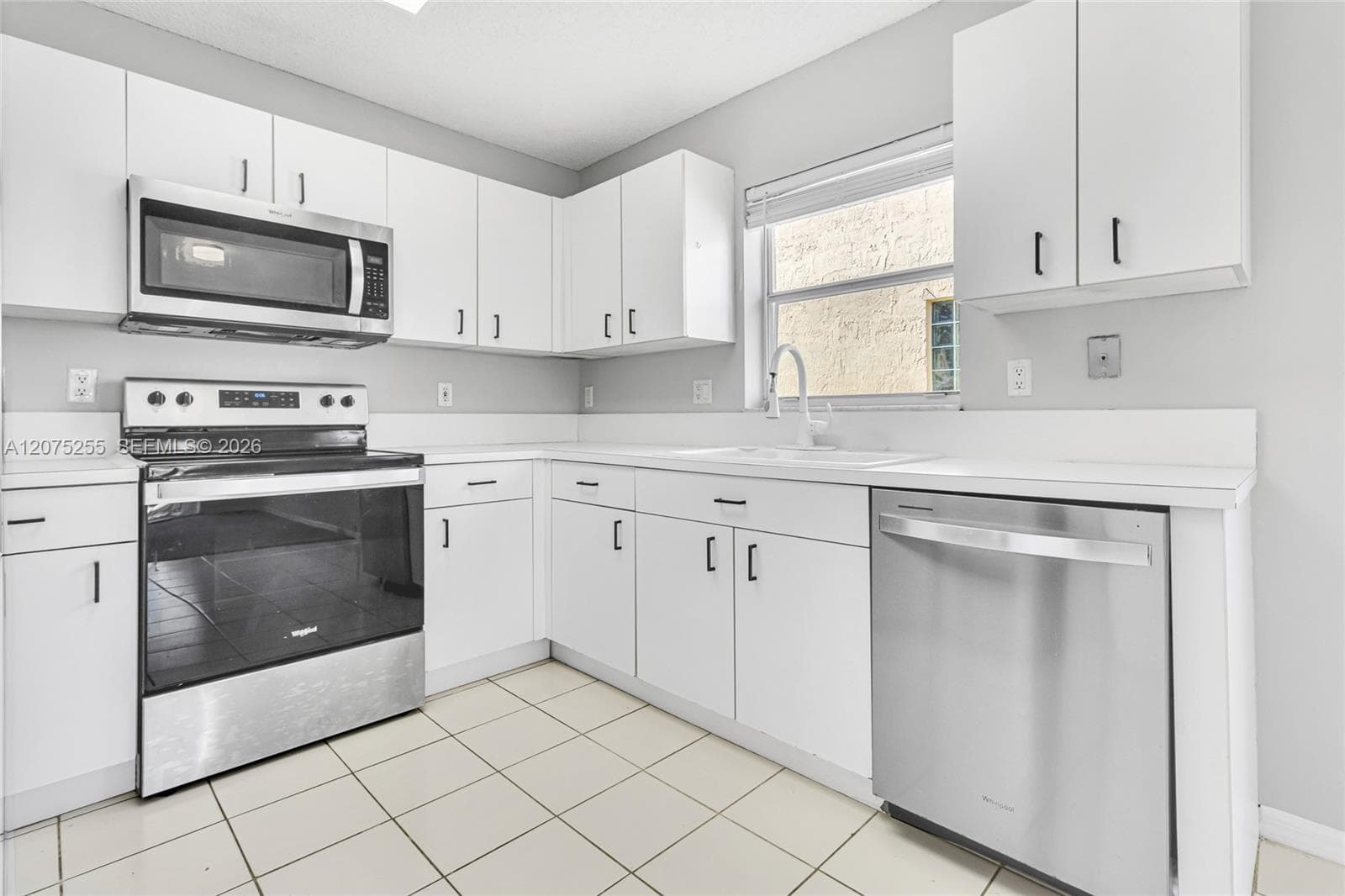 3884 NW 63rd Ter, Coral Springs, FL 33067 photo 12