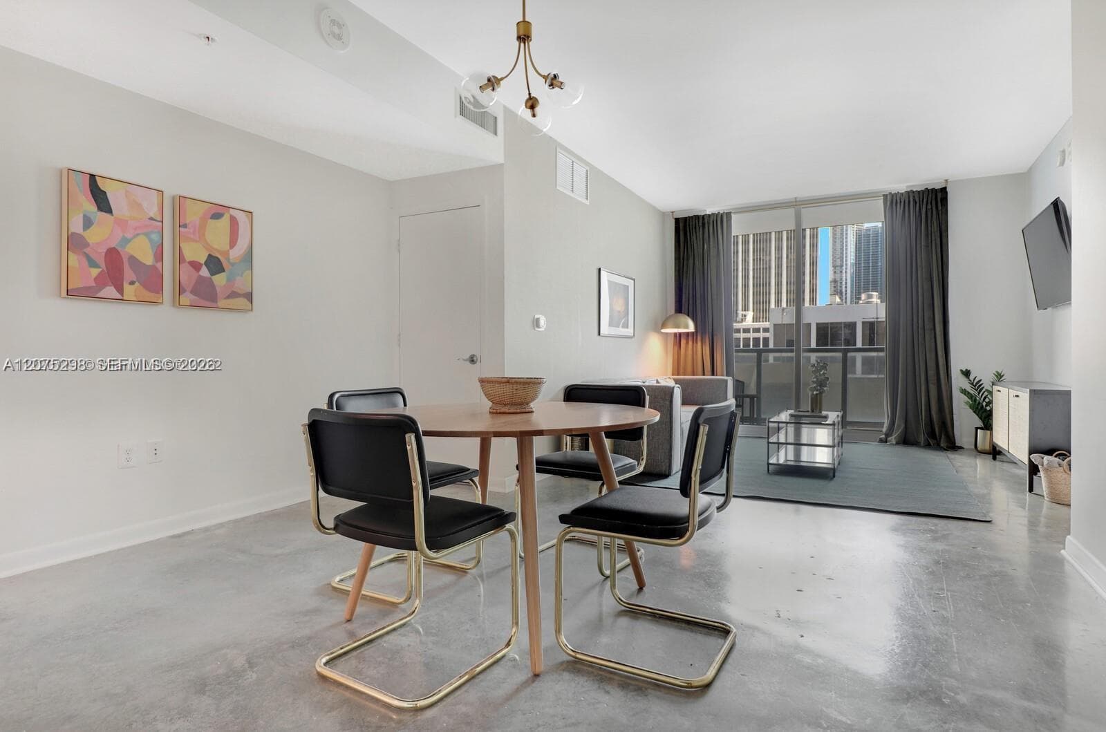 253 NE 2nd St # 508, Miami, FL 33132 photo 3