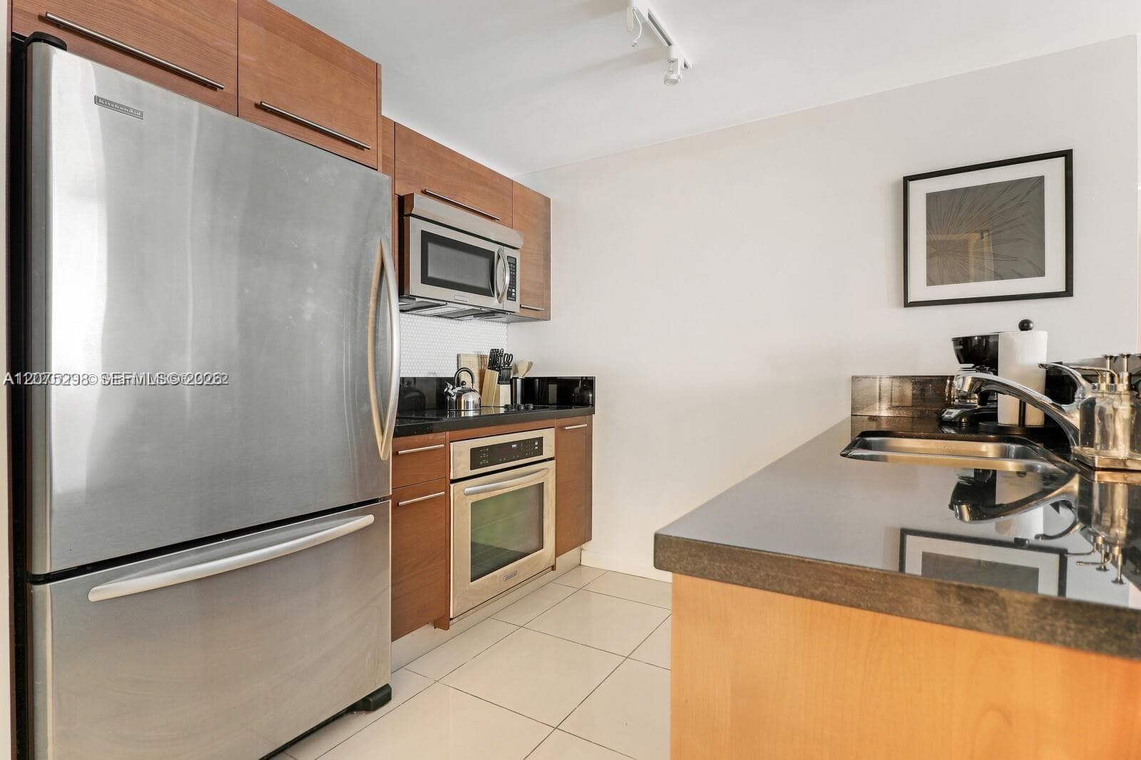 253 NE 2nd St # 508, Miami, FL 33132 photo 11