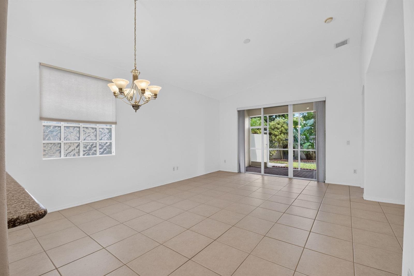 8107 BELLAFIORE Way, Boynton Beach, FL 33472 photo 11