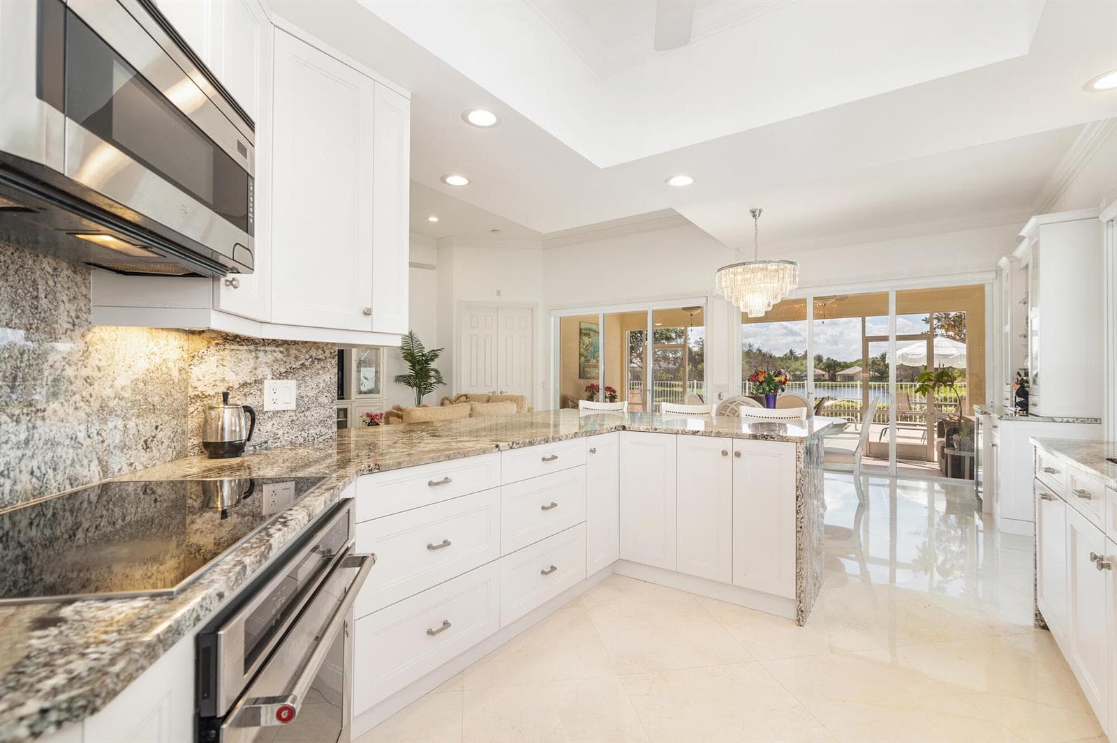 144 Euphrates Circle, Palm Beach Gardens, FL 33410 photo 8