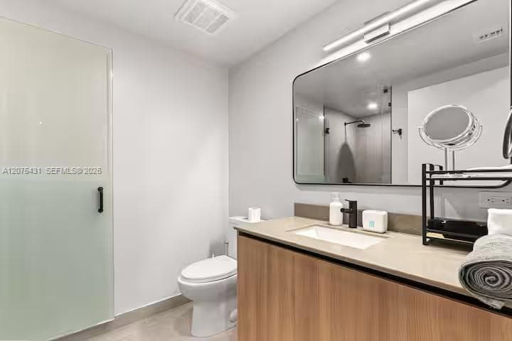121 NE 5th St # 1711, Miami, FL 33132 photo 10