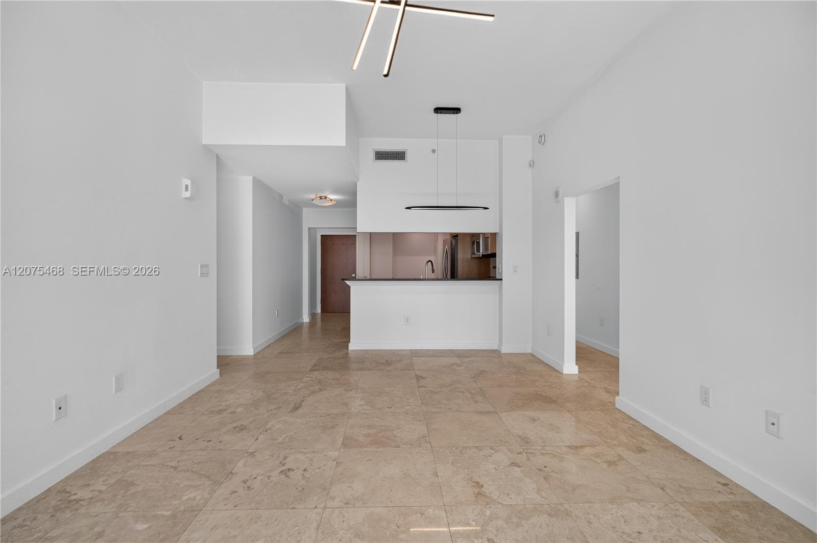 31 SE 5th St # 4212, Miami, FL 33131 photo 9