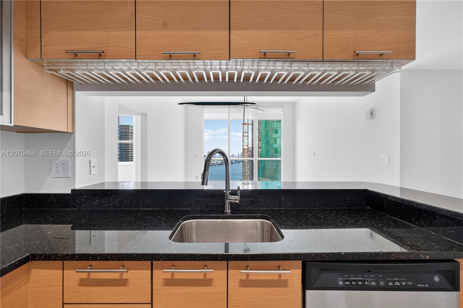 31 SE 5th St # 4212, Miami, FL 33131 photo 10