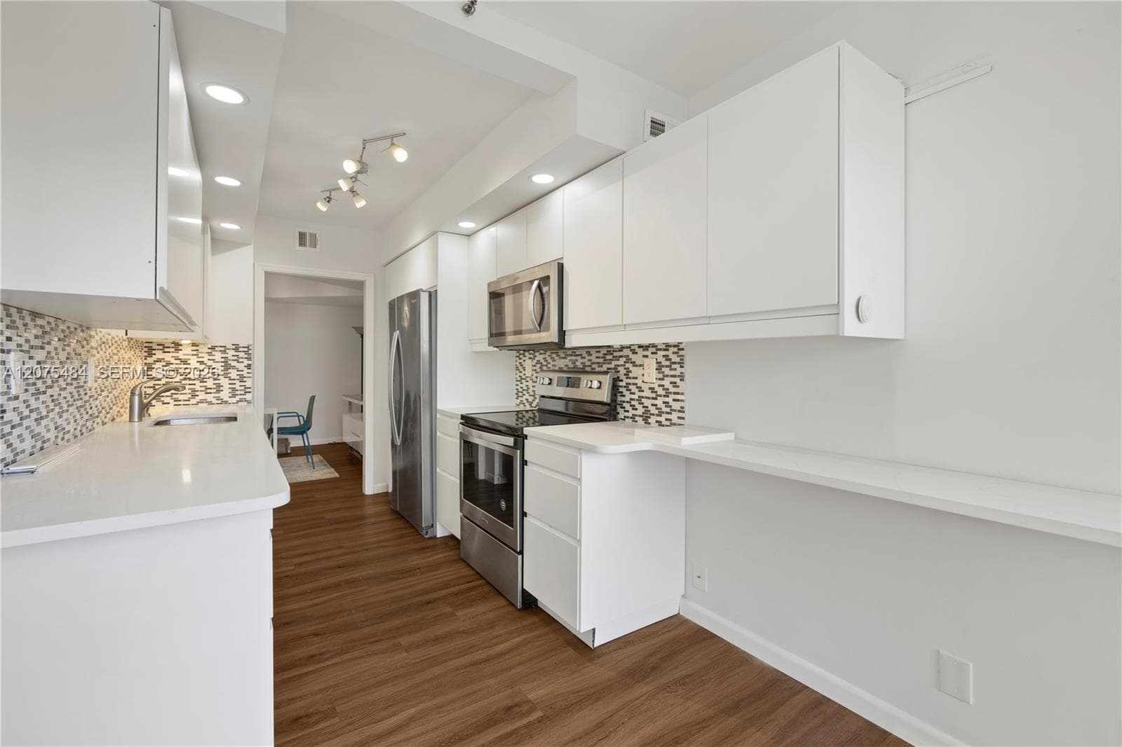 19667 Turnberry Way # 3F, Aventura, FL 33180 photo 10