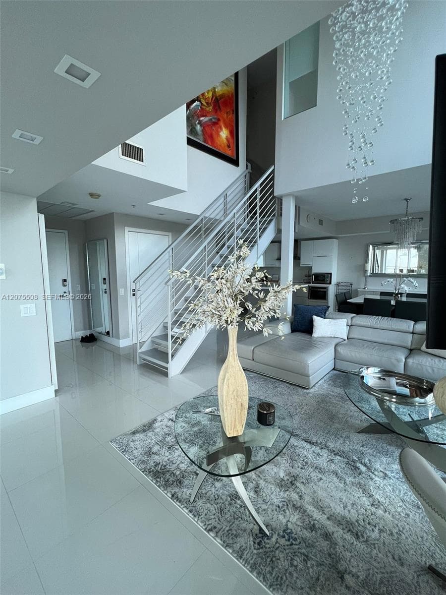 60 SW 13th St # 5210, Miami, FL 33130 photo 10