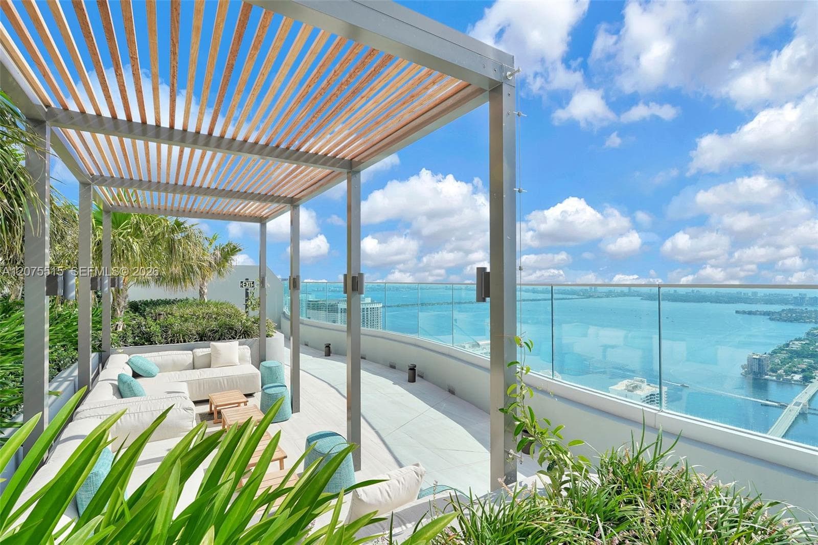 1400 Biscayne Blvd # 1706, Miami, FL 33132 photo 2