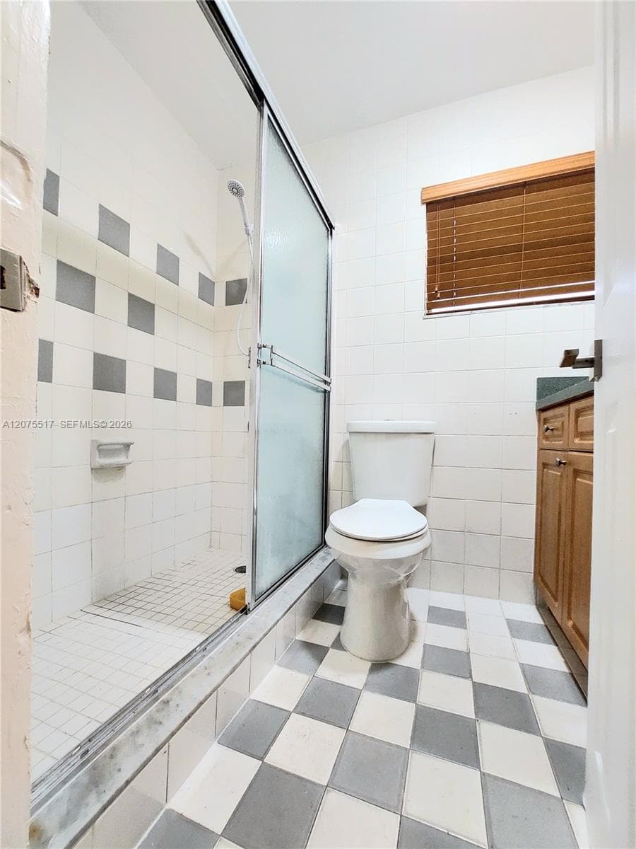 3941 E 9th Ln # 0, Hialeah, FL 33013 photo 12