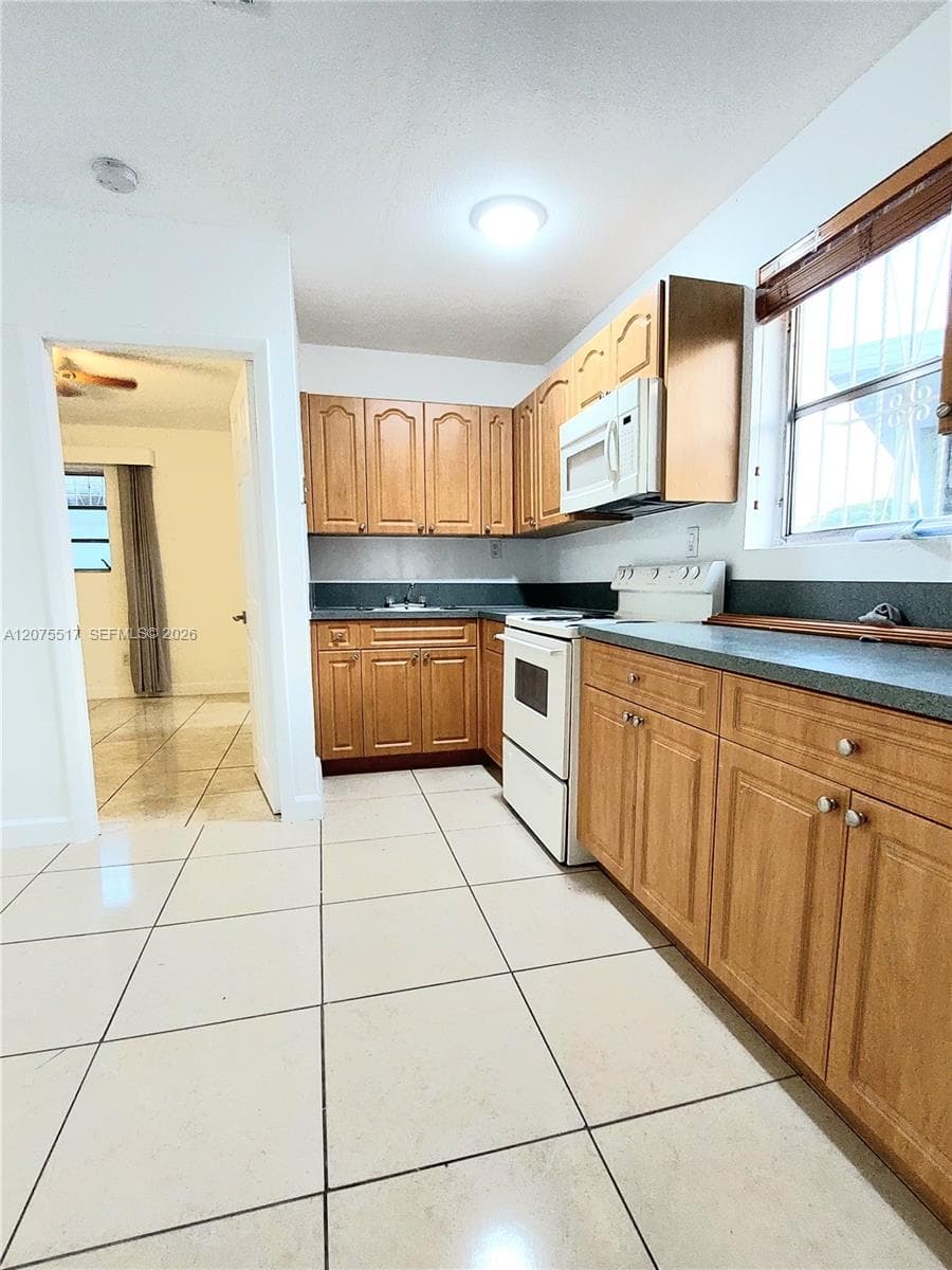 3941 E 9th Ln # 0, Hialeah, FL 33013 photo 8