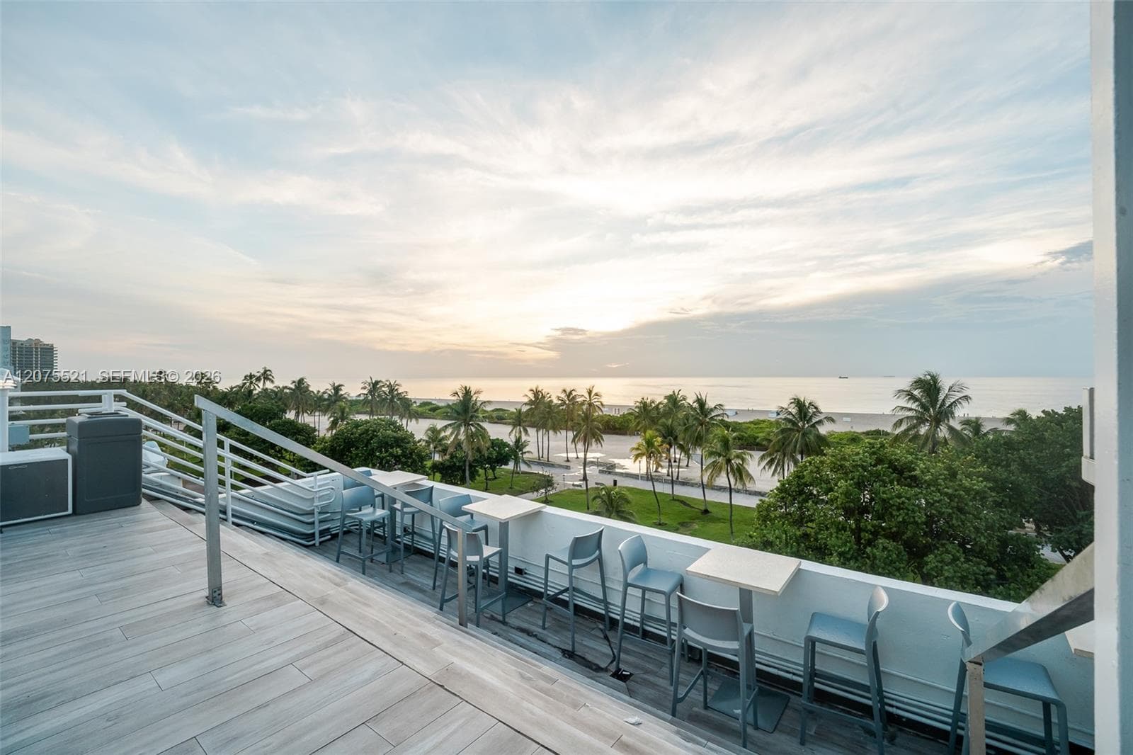1060 Ocean Dr # D204, Miami Beach, FL 33139 photo 10