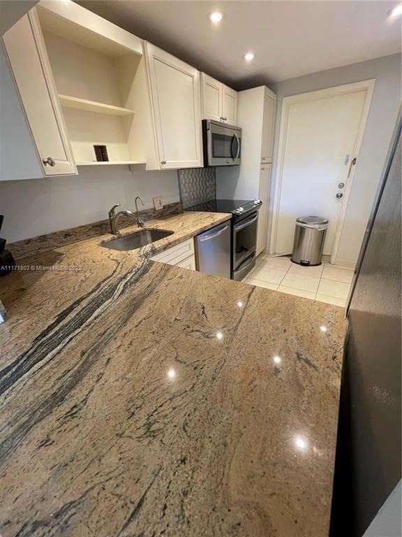 3100 N PALM AIRE Drive # 204, Pompano Beach, FL 33069 photo 2