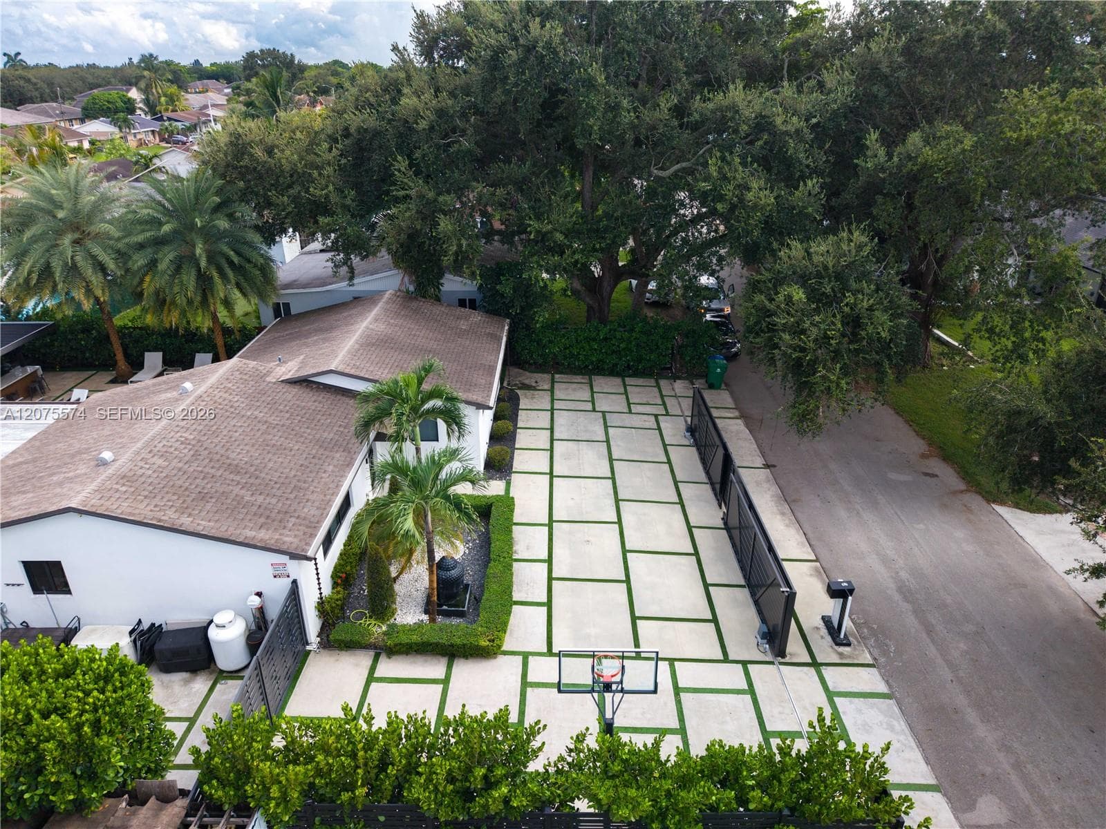 1721 SW 96th Ave, Miramar, FL 33025 photo 5
