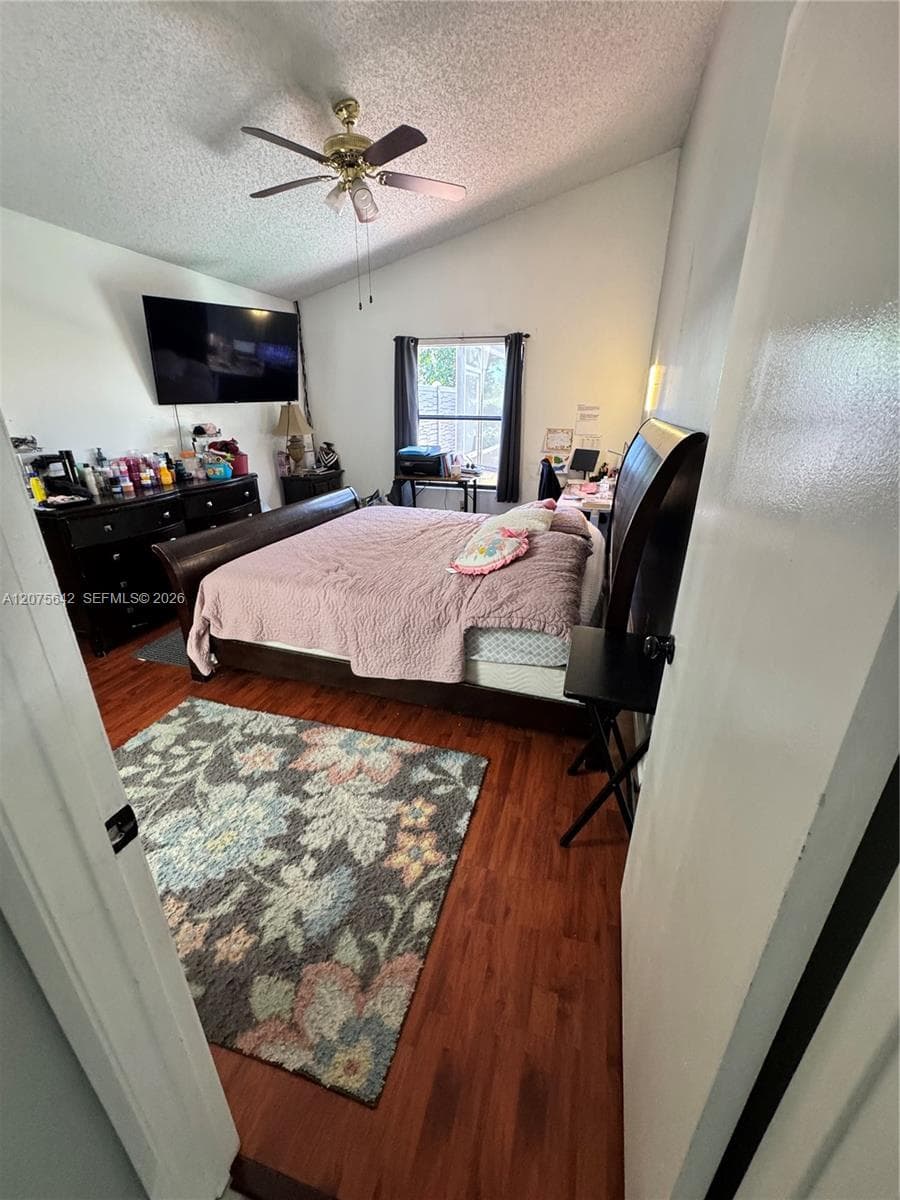 840 W Palm Run Dr, North Lauderdale, FL 33068 photo 8