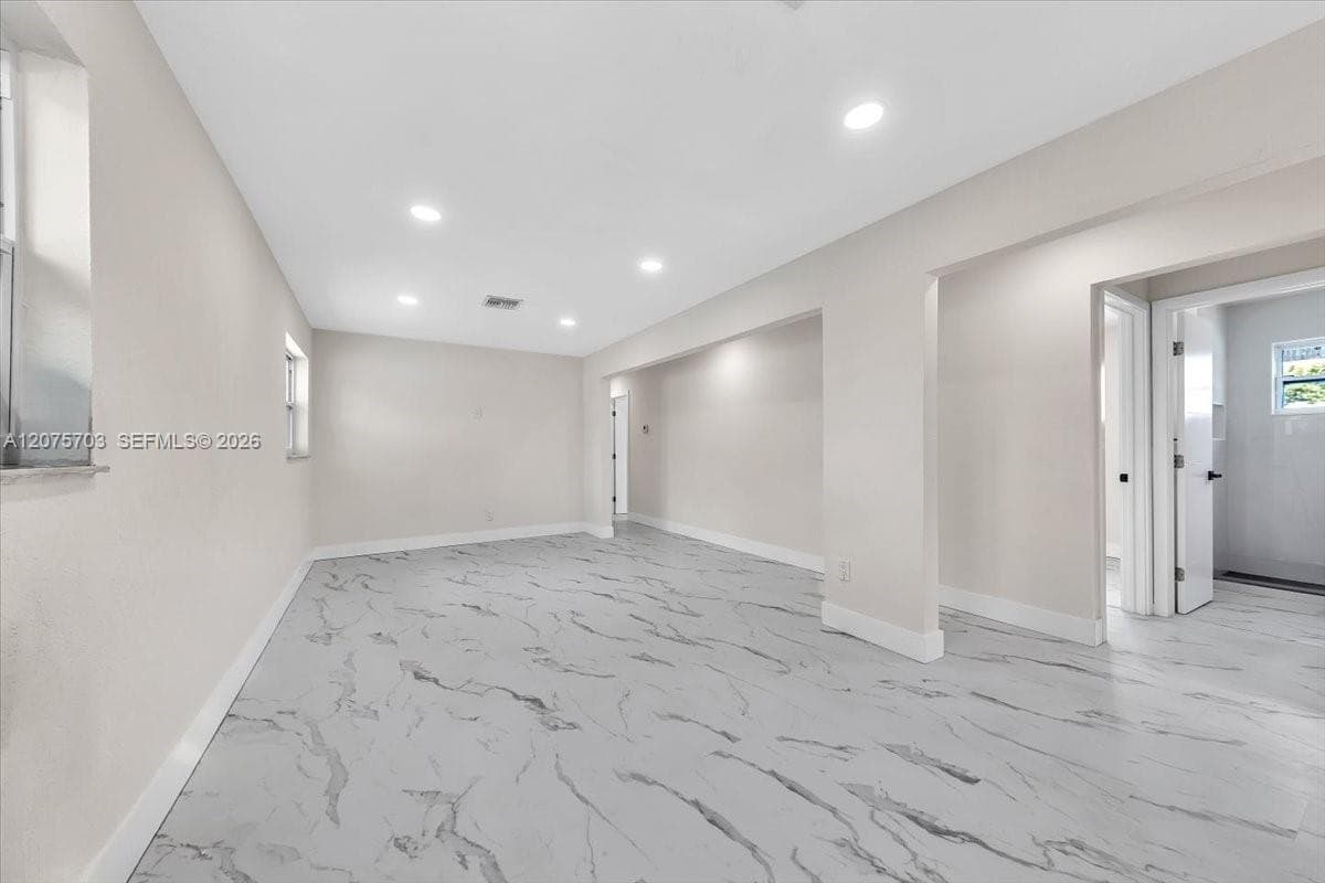 1125 NW 27th Ave, Fort Lauderdale, FL 33311 photo 12