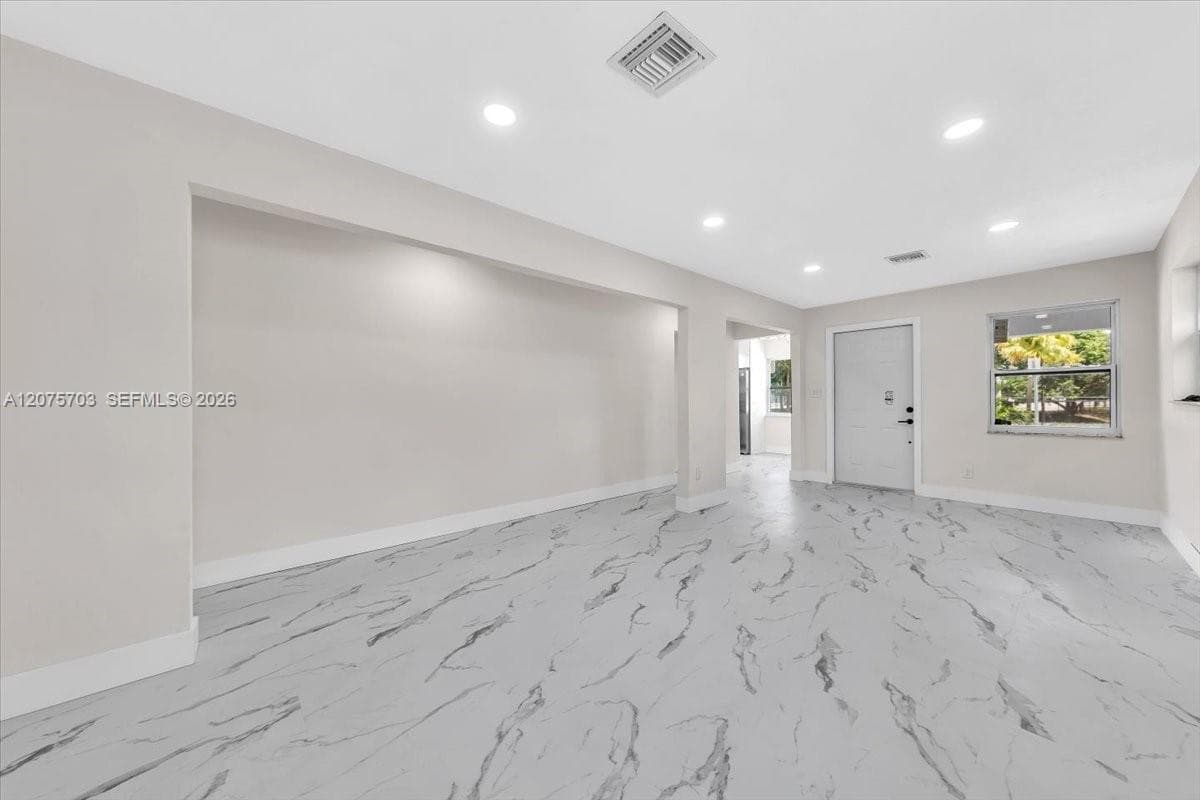 1125 NW 27th Ave, Fort Lauderdale, FL 33311 photo 10