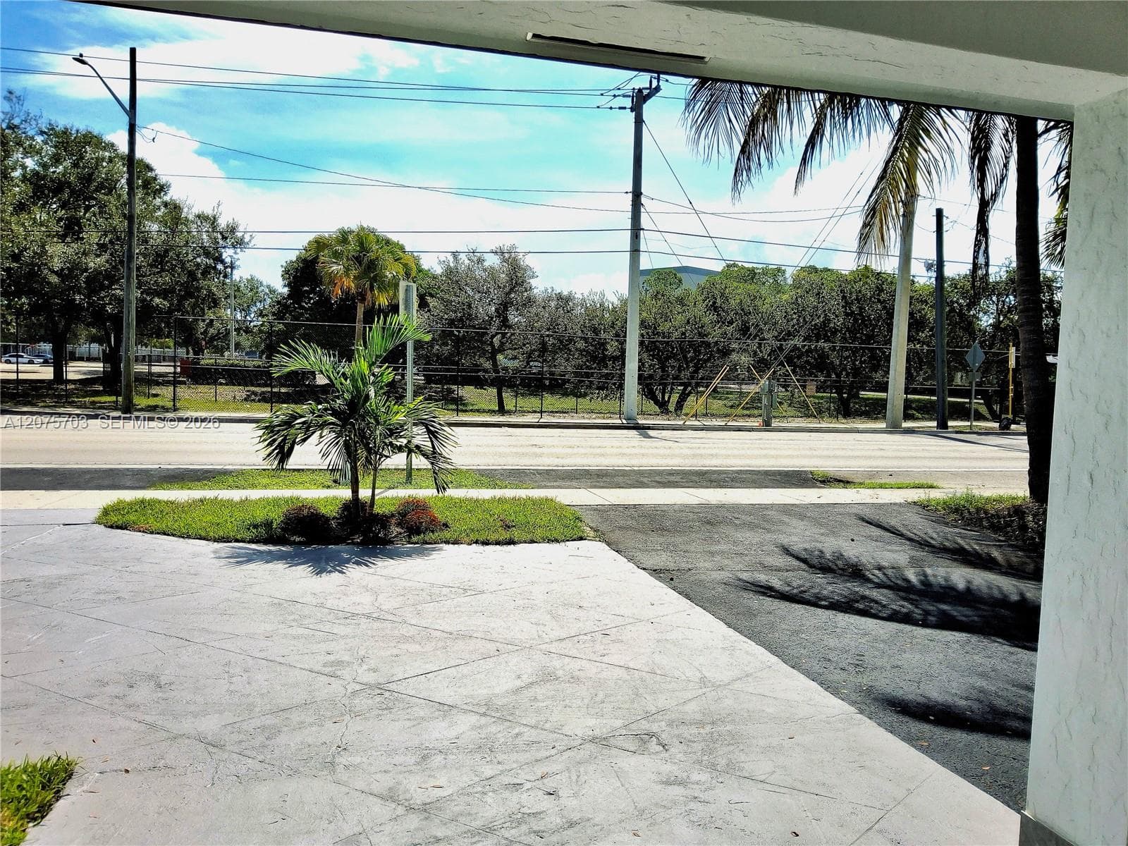 1125 NW 27th Ave, Fort Lauderdale, FL 33311 photo 4