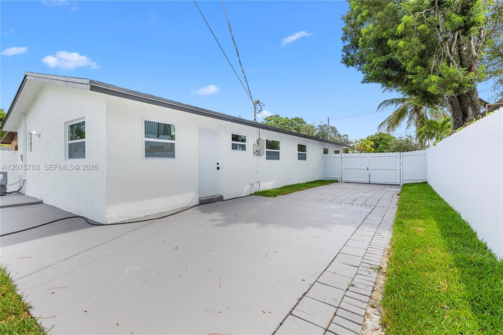 1125 NW 27th Ave, Fort Lauderdale, FL 33311 photo 8