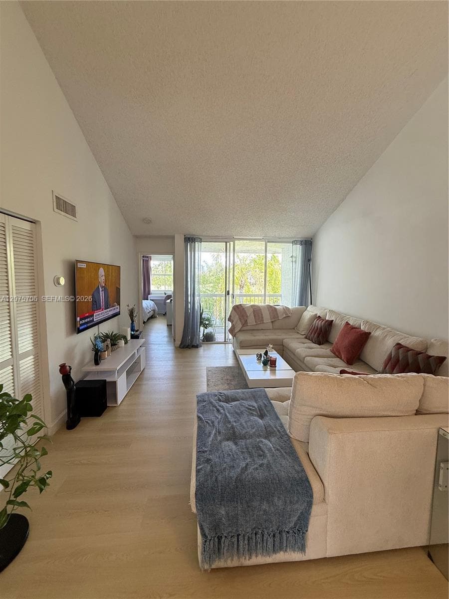 4974 NW 97th Pl # 310, Doral, FL 33178 photo 9