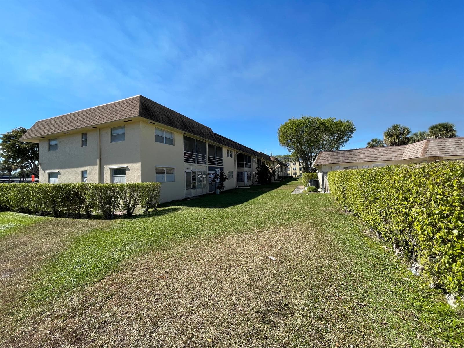 9911 Sandalfoot Boulevard # 112, Boca Raton, FL 33428 photo 2