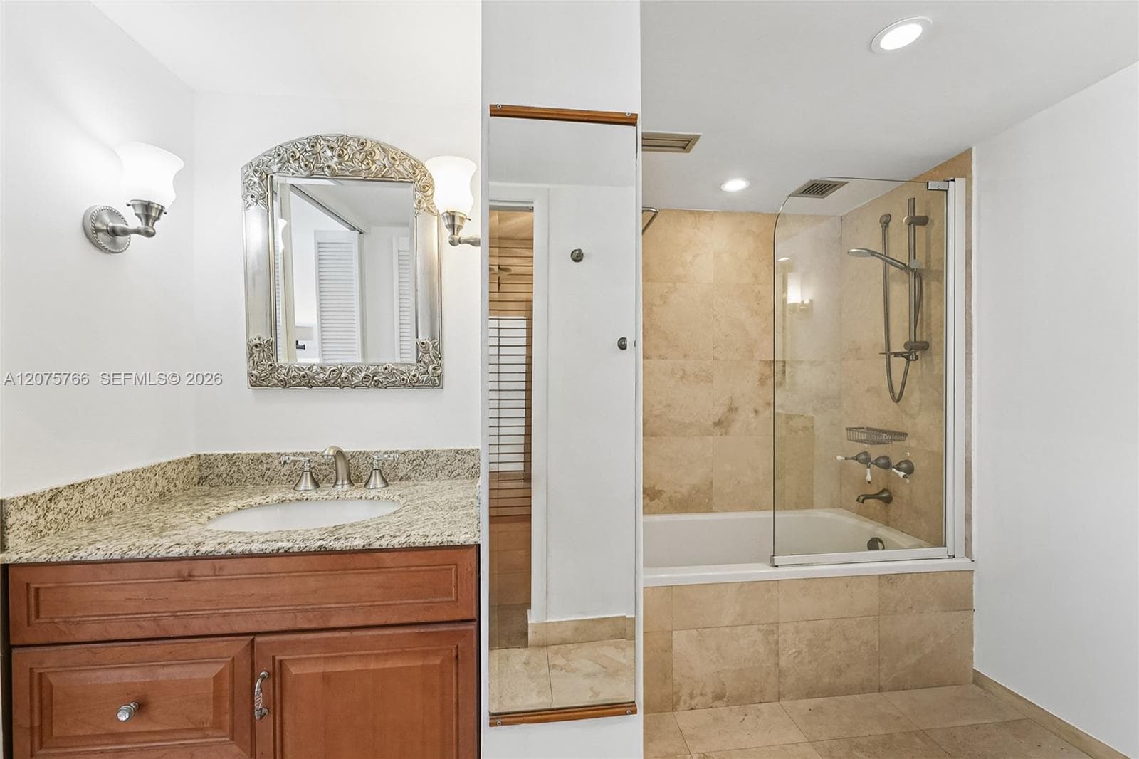 1420 Brickell Bay Dr # 206D, Miami, FL 33131 photo 12