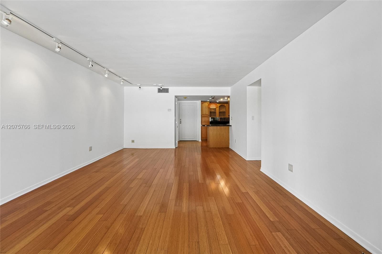 1420 Brickell Bay Dr # 206D, Miami, FL 33131 photo 8
