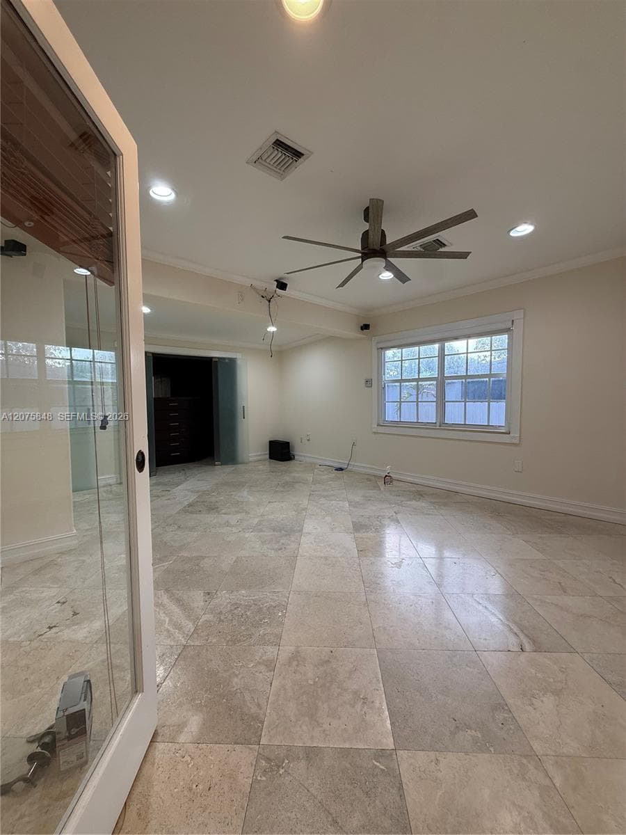 3889 NW 5th St, Miami, FL 33126 photo 11
