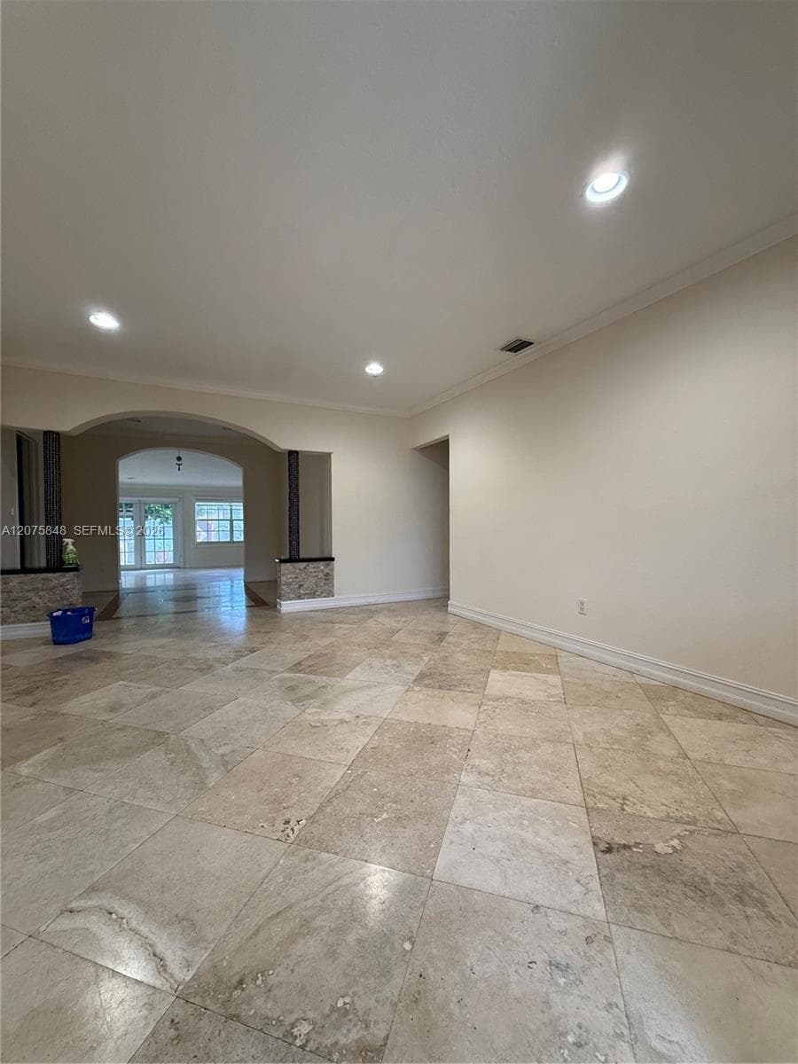 3889 NW 5th St, Miami, FL 33126 photo 8