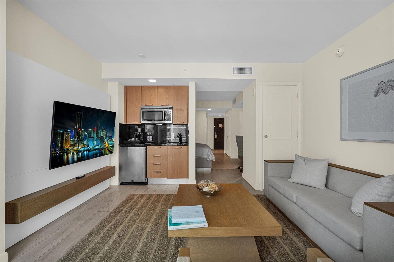 505 N FORT LAUDERDALE BEACH Boulevard # 1004, Fort Lauderdale, FL 33304 photo 2