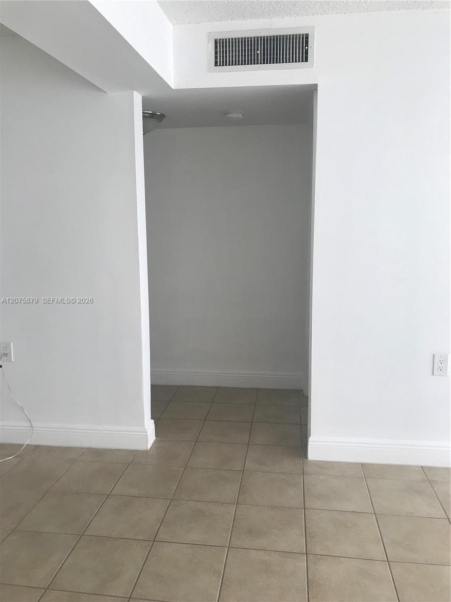 7095 NW 179th St # 112, Hialeah, FL 33015 photo 11
