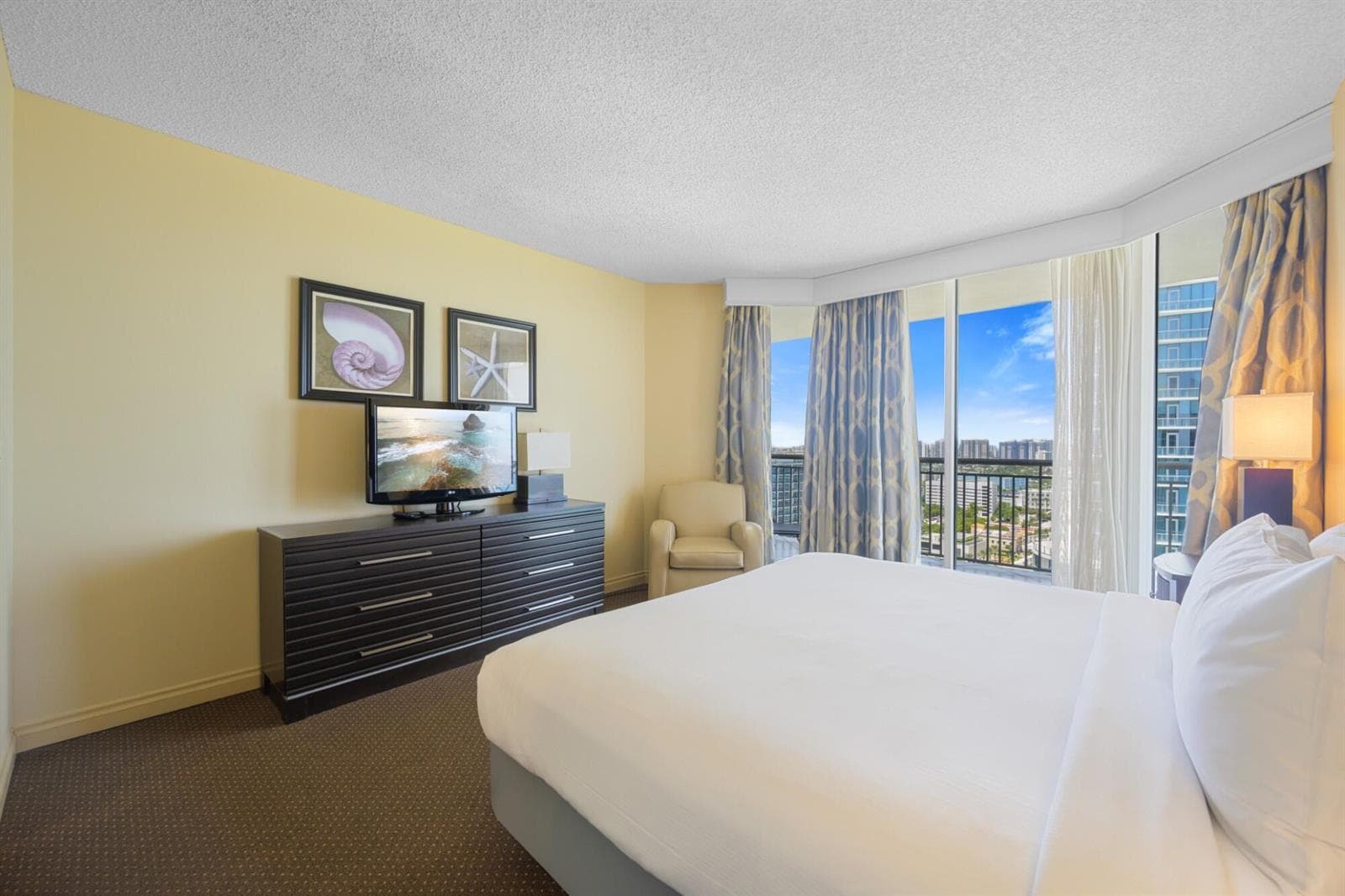 17375 Collins Avenue # 2406, Sunny Isles Beach, FL 33160 photo 8